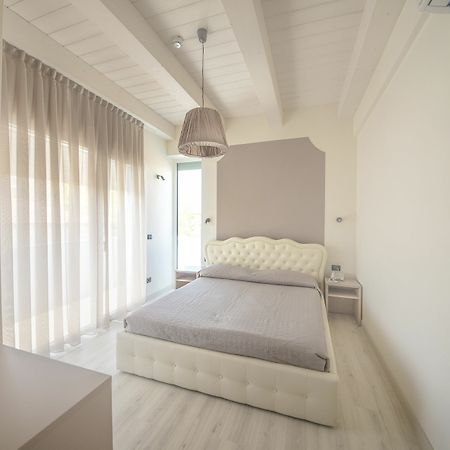 Hotel Leonardo Чезенатіко Екстер'єр фото