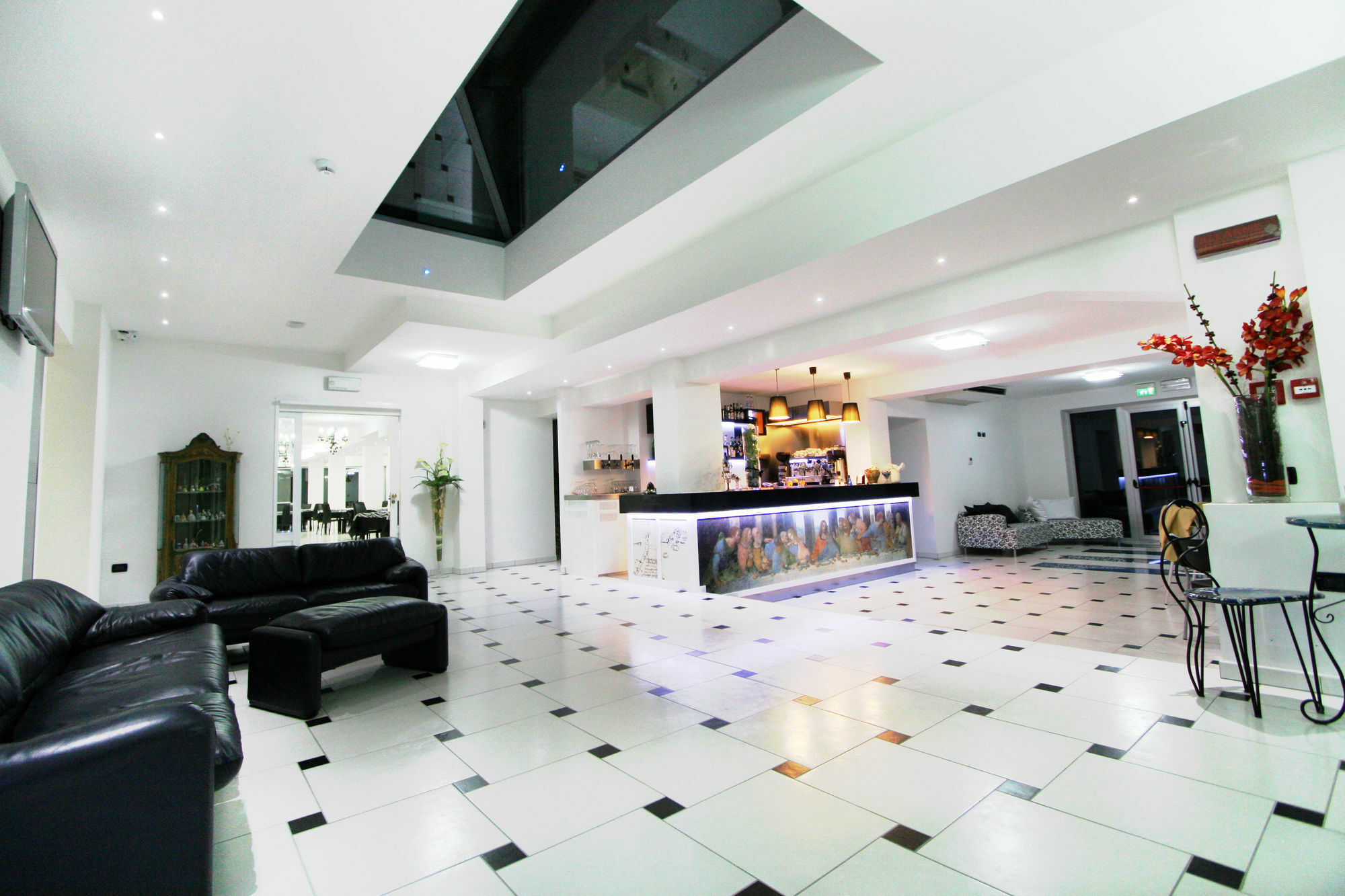 Hotel Leonardo Чезенатіко Екстер'єр фото