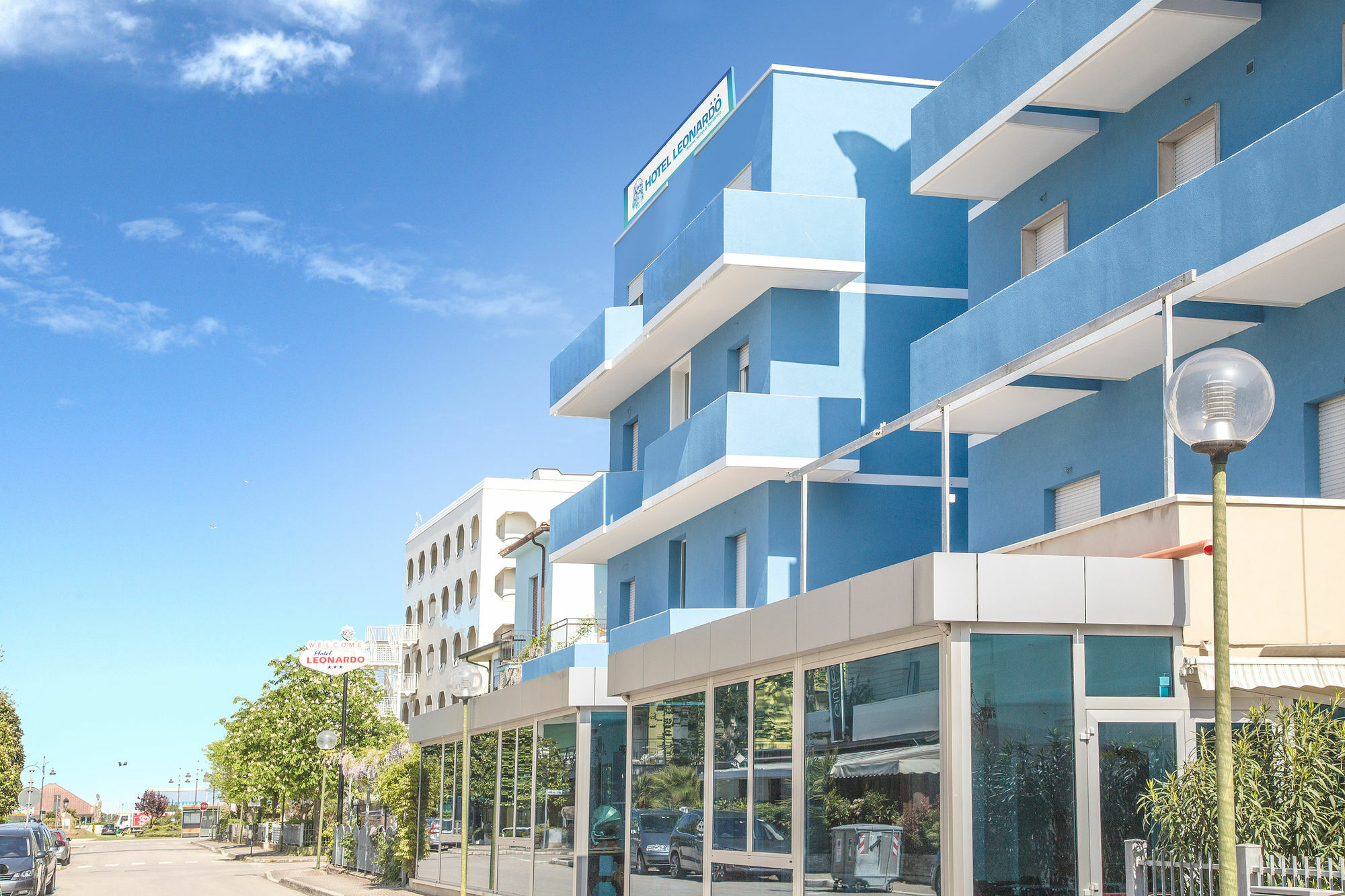 Hotel Leonardo Чезенатіко Екстер'єр фото